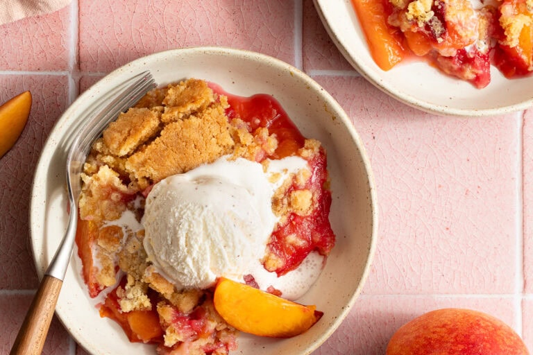 Easy Peach Cobbler